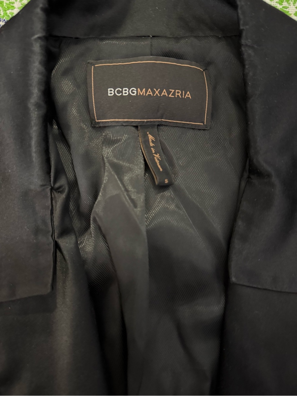45. BCBGMaxAzria Black Satin Single-Button Blazer - Picture 7 of 7